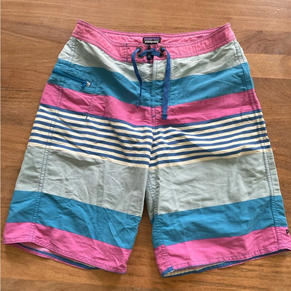 Patagonia Wavefarer Boys Boardshorts Pink Fitz Stripe - 16 Swim Beach Surf   14